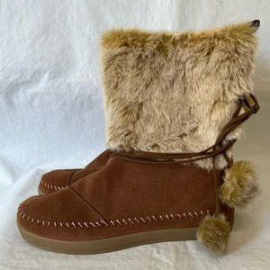 Toms Nepal Suede Fur Moccasin Boots
